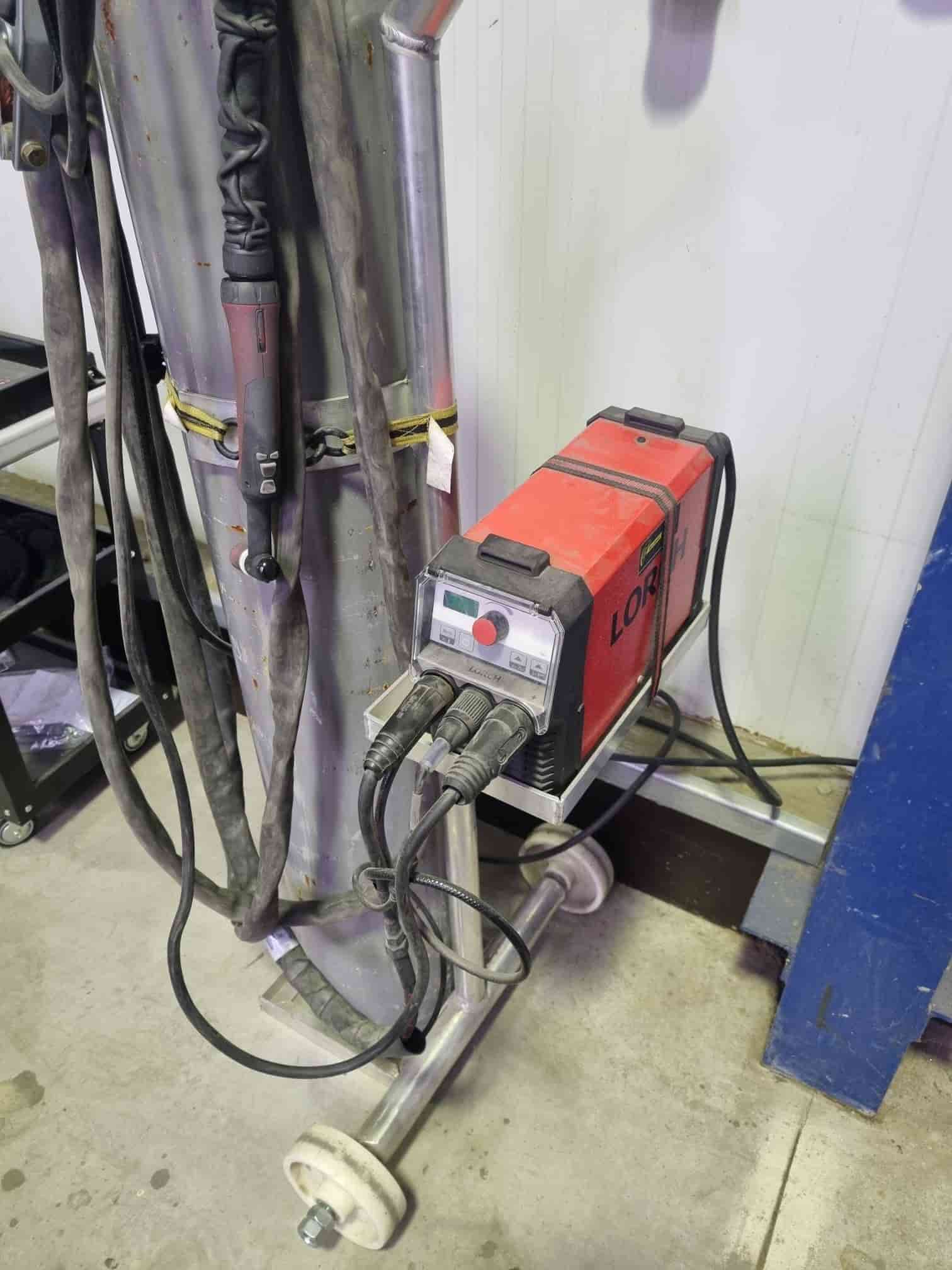 Huvema hu 30 cross n Kolomboormachine met kruistafel