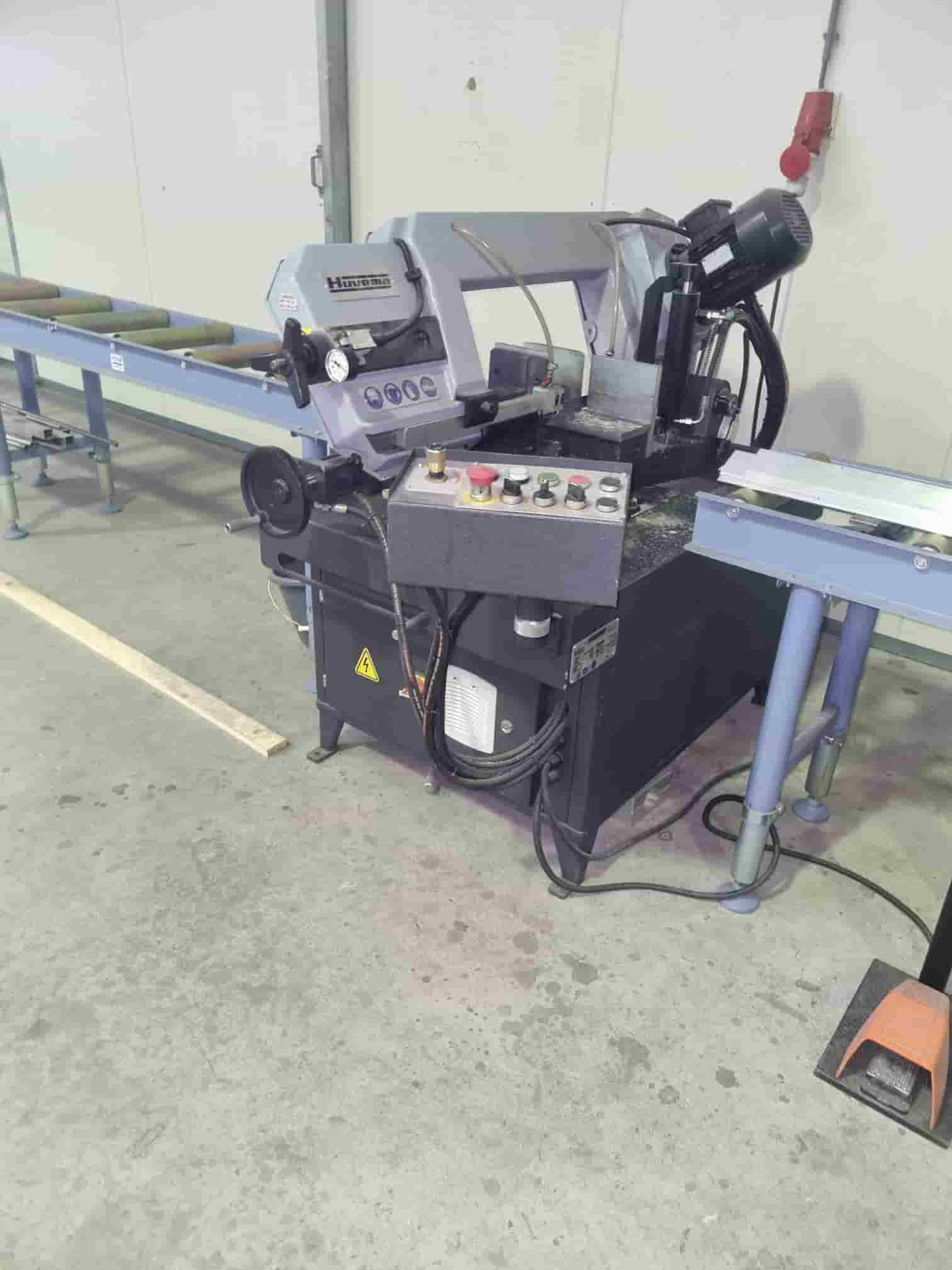 Huvema hu230 dgh-4<br />
Zaag machine