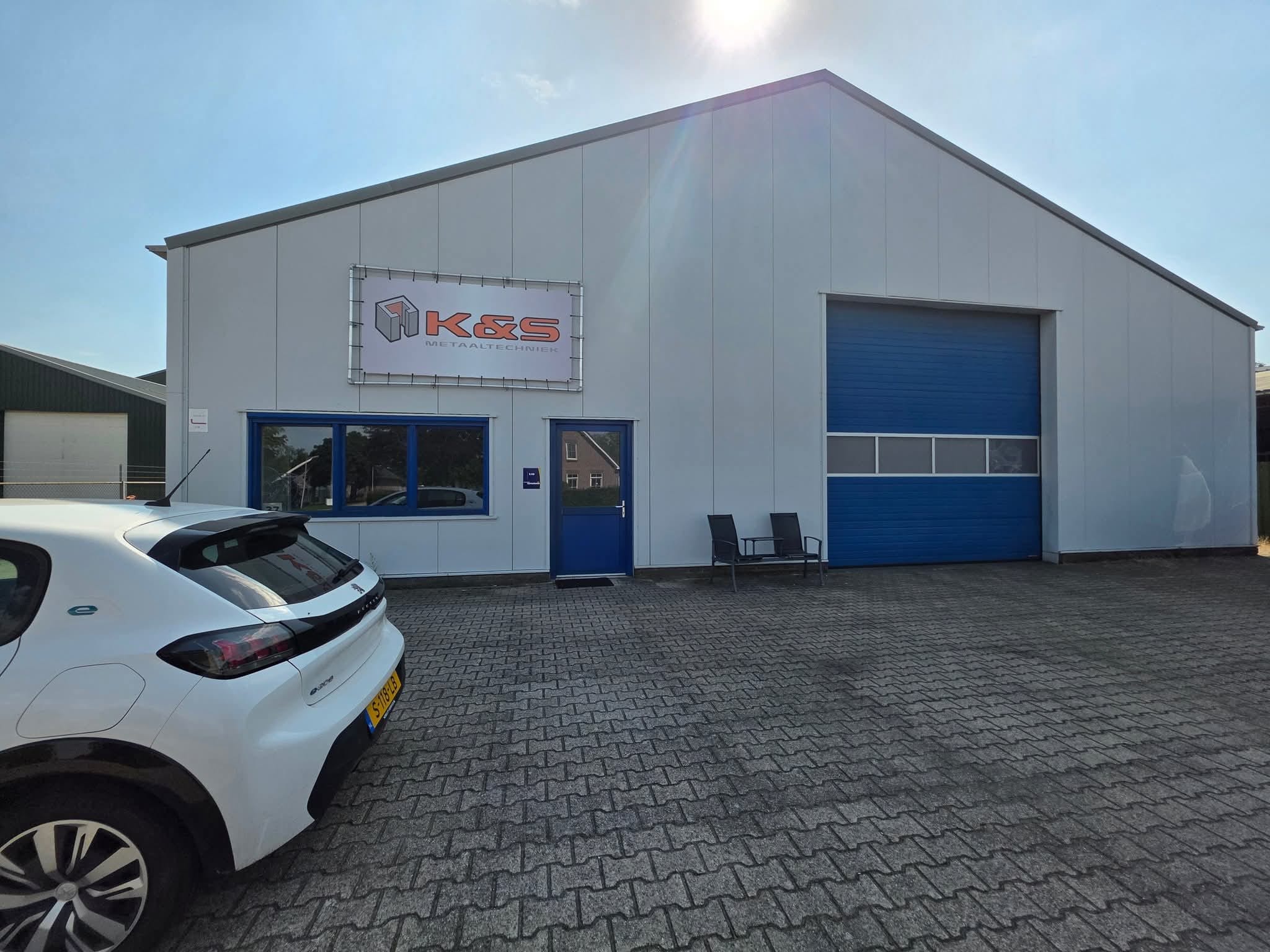 Voorkant pand K&S Metaaltechniek lasbedrijf