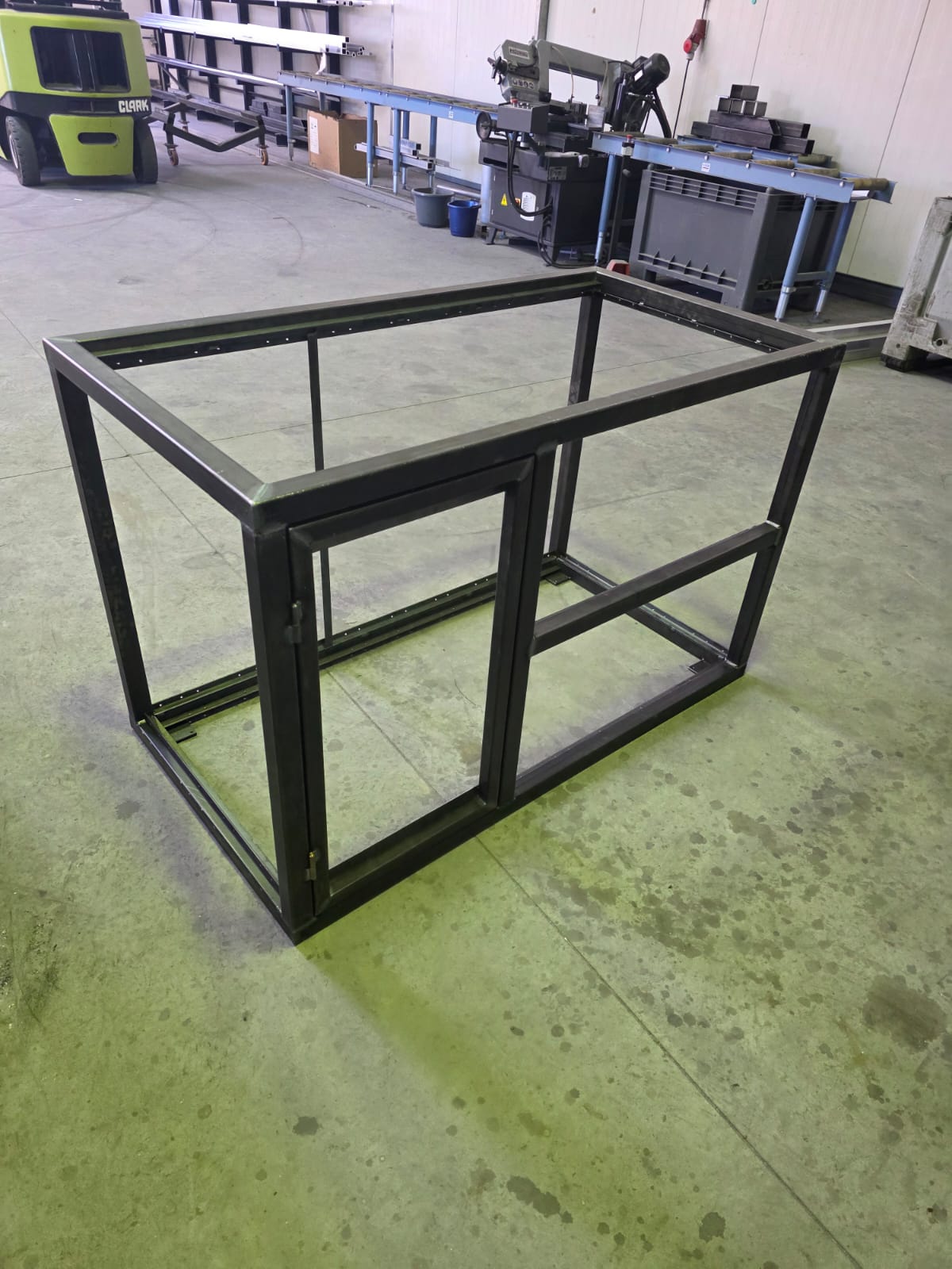 Buitenkeuken frame staal Buitenkeuken frame staal